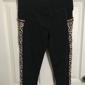 Zyia Leopard Pocket Brilliant Hi-Rise size 12